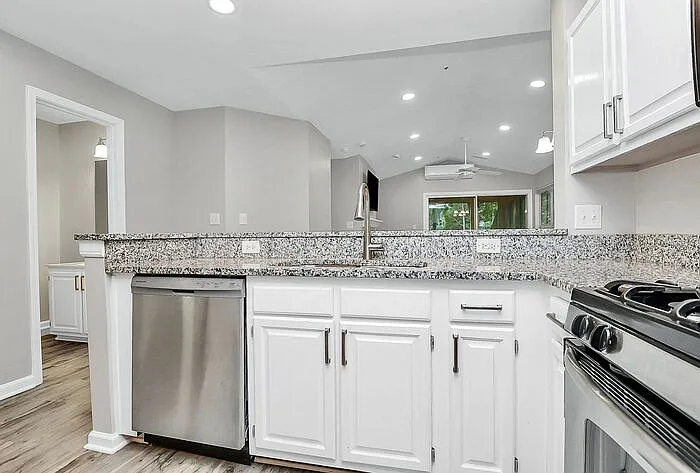 767 Southwest Dr #767 — Photo 8