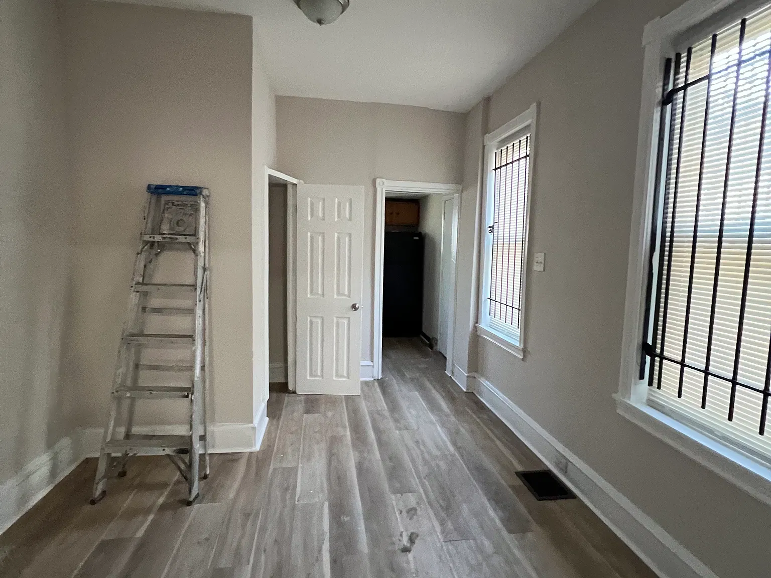 2057 E Lippincott St — Photo 2