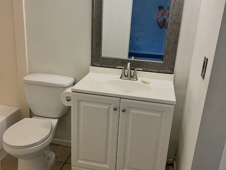 1611 Oak Brook Dr — Photo 3
