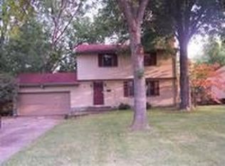 2852 Algonquin Dr, Poland, OH