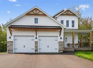 38 Heros Ct, Moncton, NB E1G 6A2