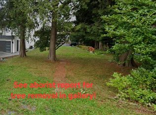 15482 Semiahmoo Ave, White Rock, BC V4B 1T8