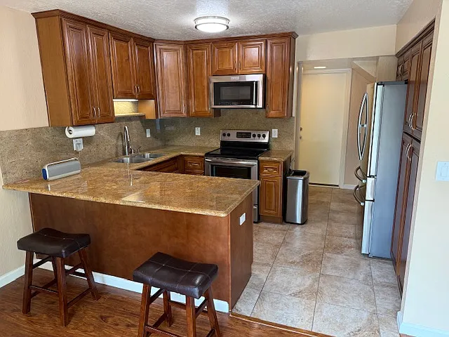 6104 Chateau Ct — Photo 19