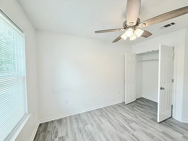 6329 Long St — Photo 12