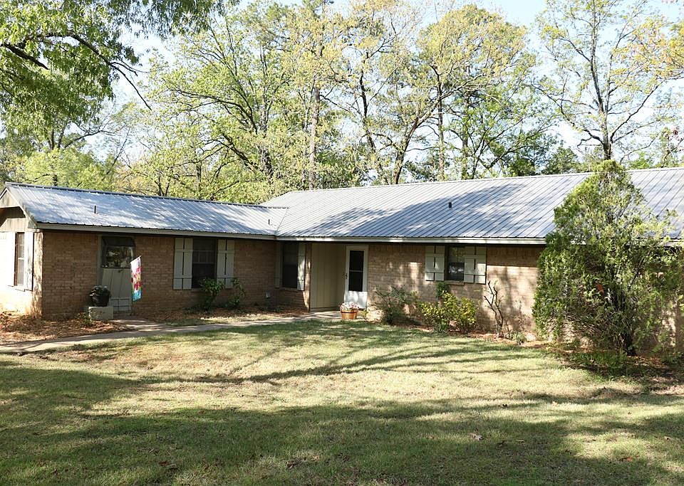 1st image of 1922 Montgomery Dr