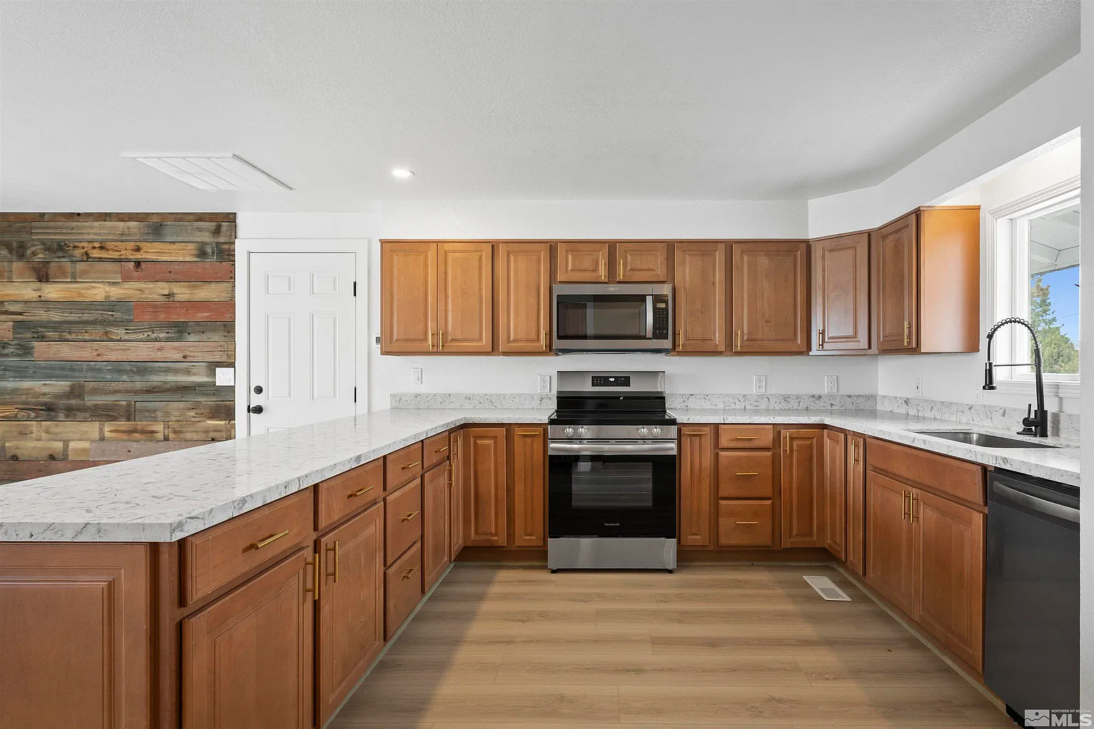 125 Pintail Way photo 1