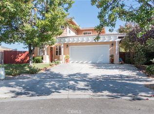 611 Larkfield Pl, Paso Robles, CA 93446