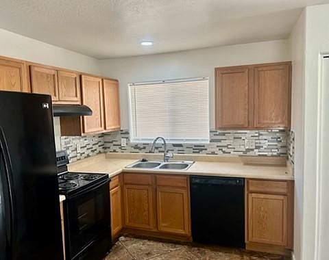 3rd image of 1022 N Colorado St APT 2
