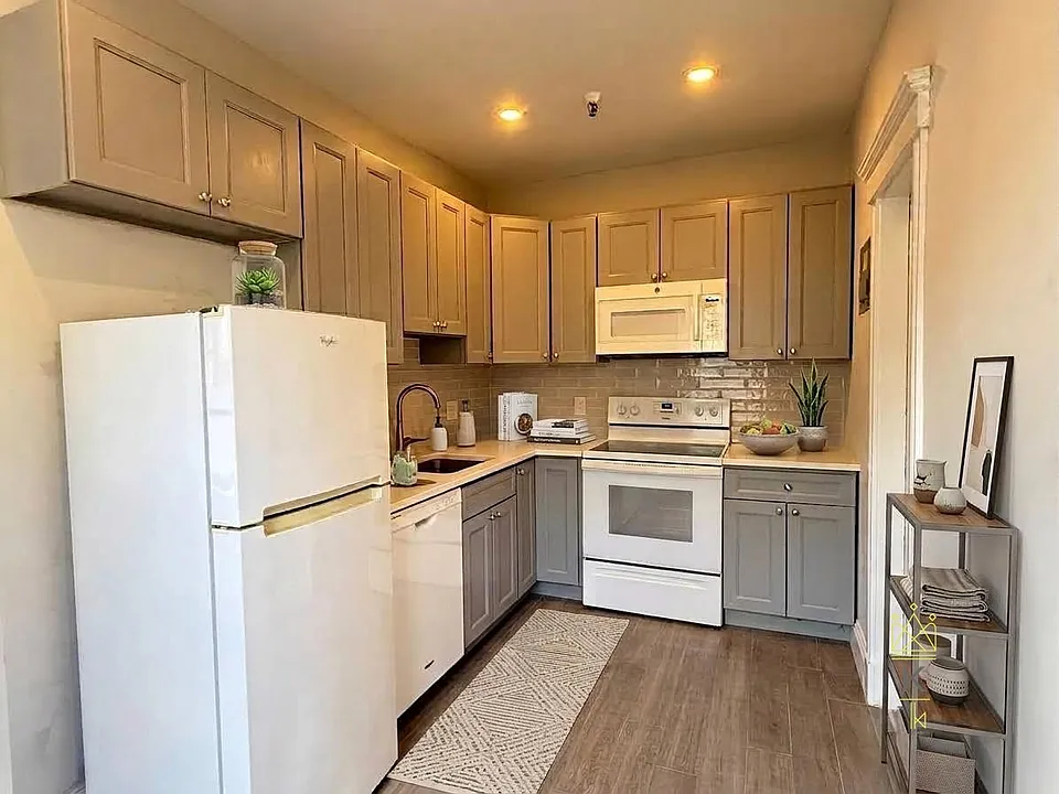 370 Chestnut Hill Ave #34A
