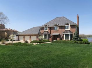 3601 SW Kings Forest Rd, Topeka, KS 66610