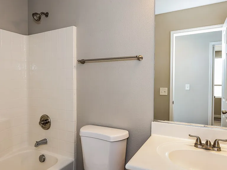 10931 Colour Magic St — Photo 16