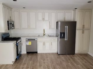 (Undisclosed Address), Canoga Park, CA 91304
