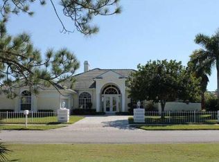 8169 SE Double Tree Dr, Hobe Sound, FL 33455