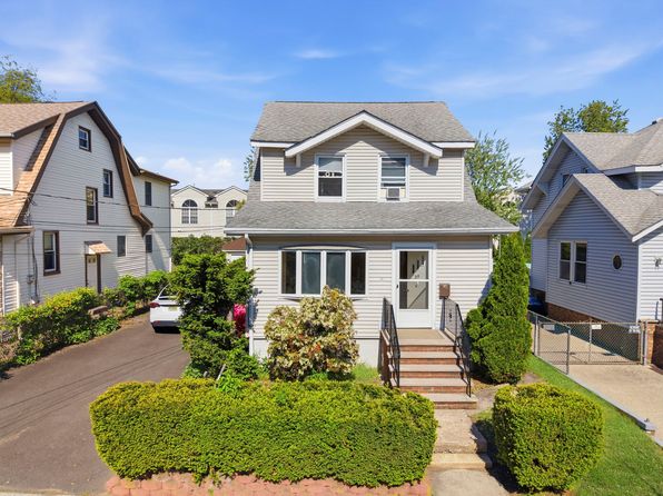 219 Columbus Ave