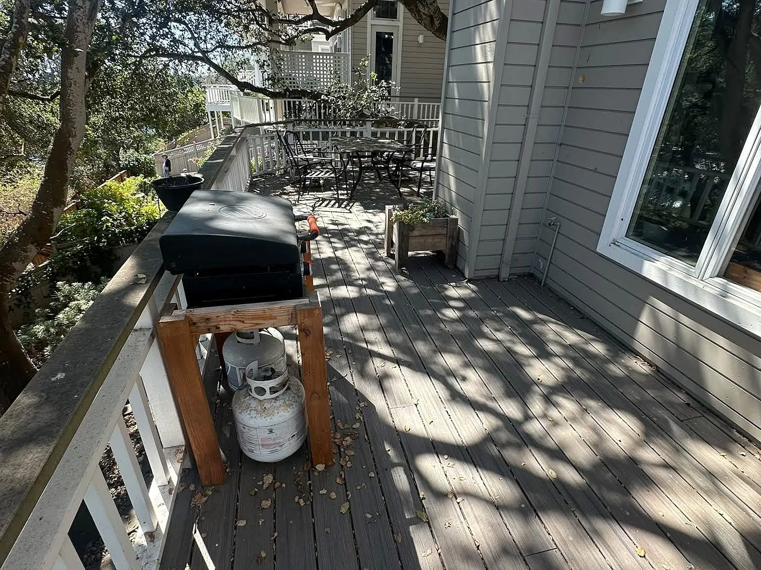 3 bed, 2.5 bath, 2250 sqft, $2,200 — Photo 1