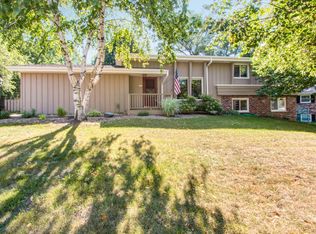 4945 Sumac Ln, Greendale, WI 53129