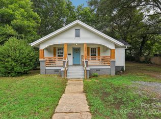 1822 2nd Ave SW, Hickory, NC 28602