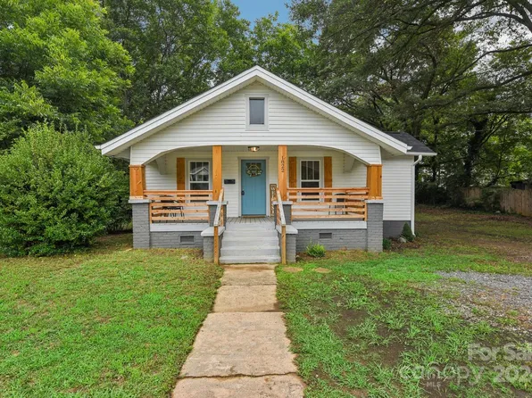 1822 2nd Ave SW, Hickory, NC 28602