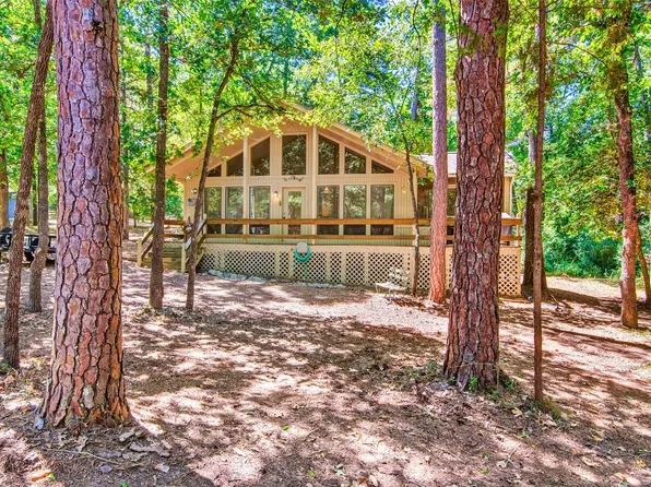 296 Cherrywood Ln, Hawkins, TX 75765