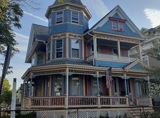 163 Maple St, Bridgeport, CT 06608