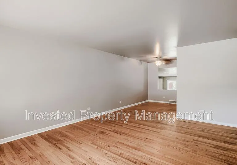 1231 E Bates Pkwy — Photo 5