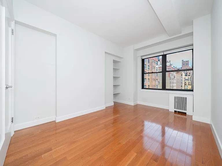400 E 57th St #12O — Photo 4
