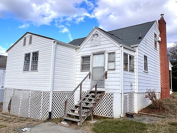 4th image of 115 Northwest Blvd