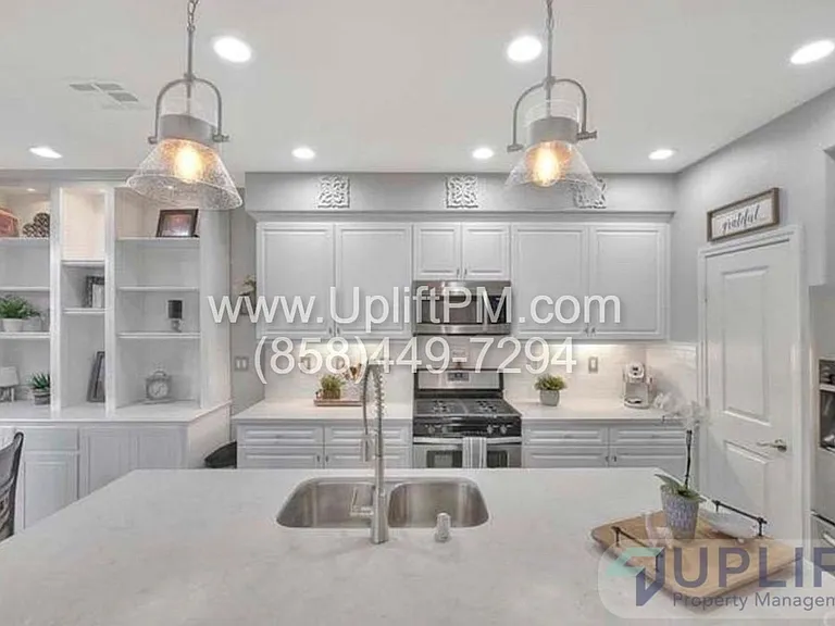 44082 Calle Luz — Photo 7