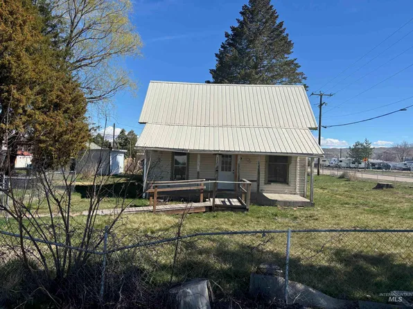 1118 S Boise Ave, Emmett, ID 83617
