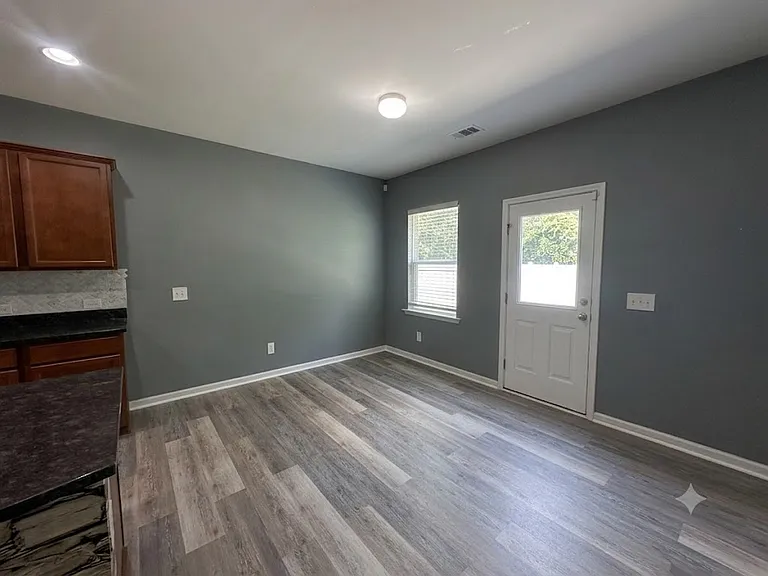 32 Pacolet Ln — Photo 2