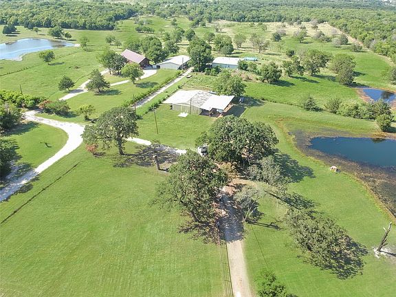 4th image of 1001 Sandy Ridge Rd