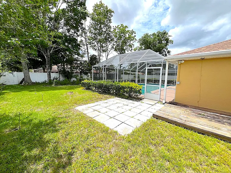122 Parkview Dr — Photo 38