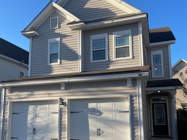 105 Summer Hill Way