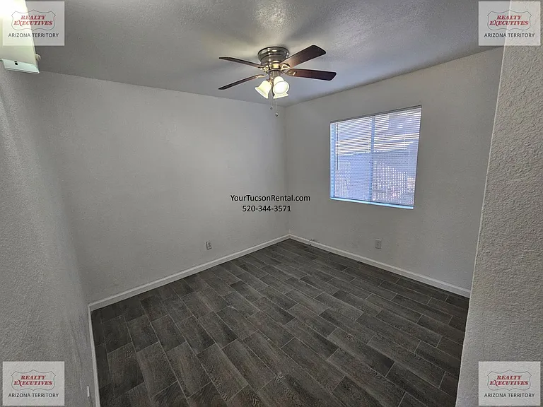 916 S 4th Avenue - Casitas Del Oeste — Photo 20