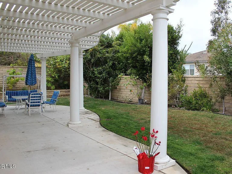 2033 Yellowthroat Pl — Photo 23