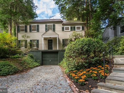 8120 W Beach Dr NW, Washington, DC, 20012