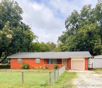 215 N Division St, Konawa, OK, 74849