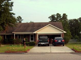 5809 Bloomsbury Dr, Fayetteville, NC 28306