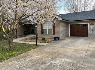 235 Country Club Dr, Cape Girardeau, MO 63701