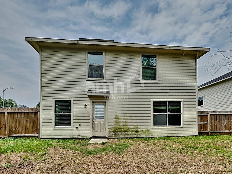 22270 Queenbury Hills Dr — Photo 18
