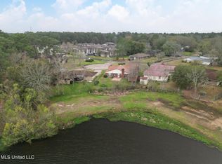5312 Monaco Dr, Pascagoula, MS 39581