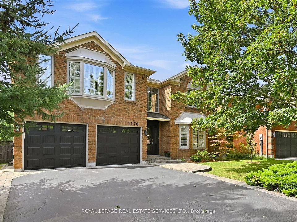 1st image of 1170 Giles Gate