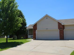 2201 E Walnut Creek Ct, Derby, KS 67037