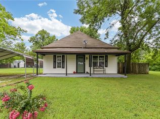 146 W 2nd Ave, Elkins, AR 72727