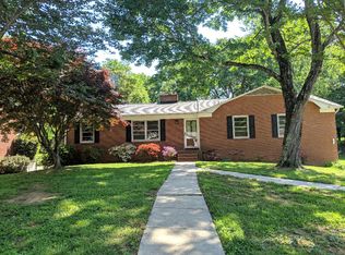 2629 Weymoth Rd, Winston Salem, NC 27103