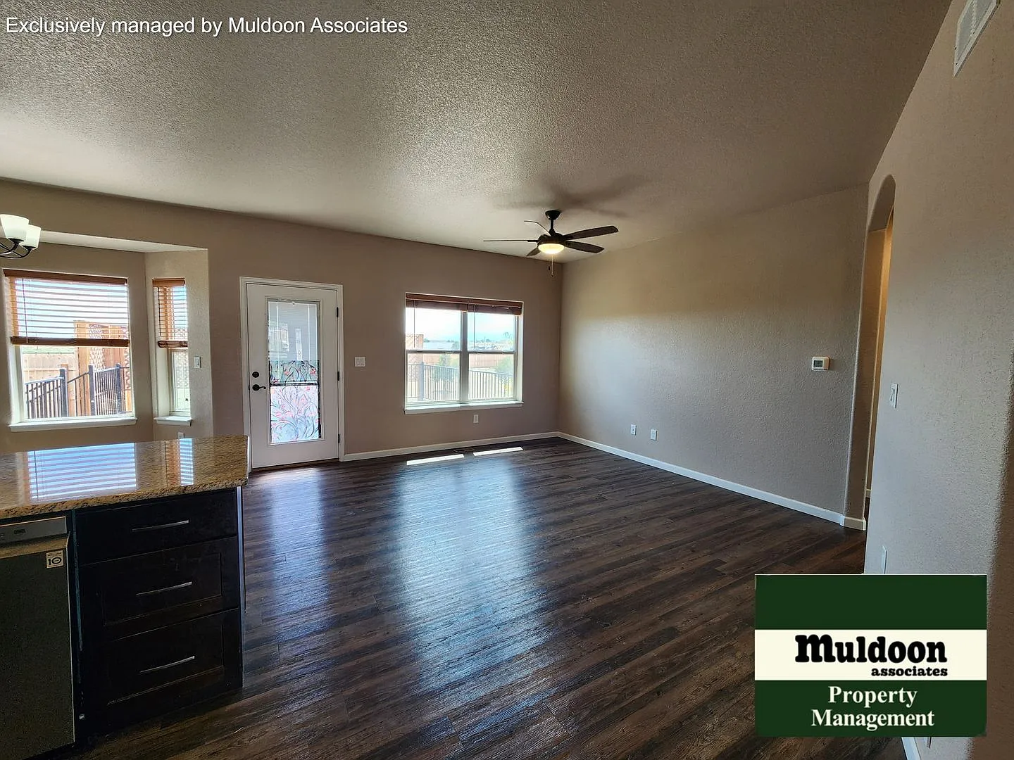 Spacious 3-Bedroom Rancher on Over an Acre in Pueblo West. Ready now! — Photo 2