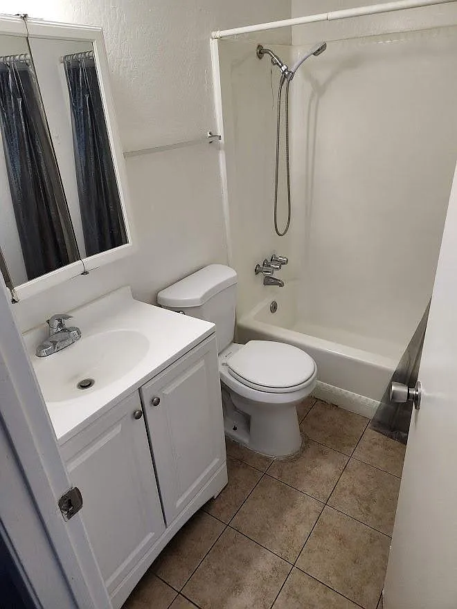 113 Villa Ct — Photo 2