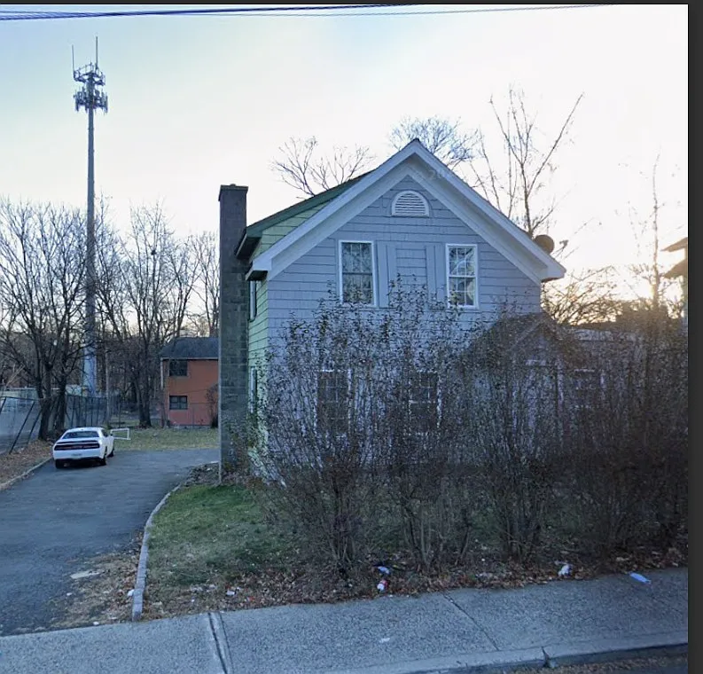 4 bed, 1172 sqft, $3,500 — Photo 1