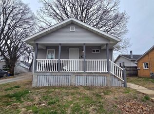 817 E Stanford Ave, Springfield, IL 62703