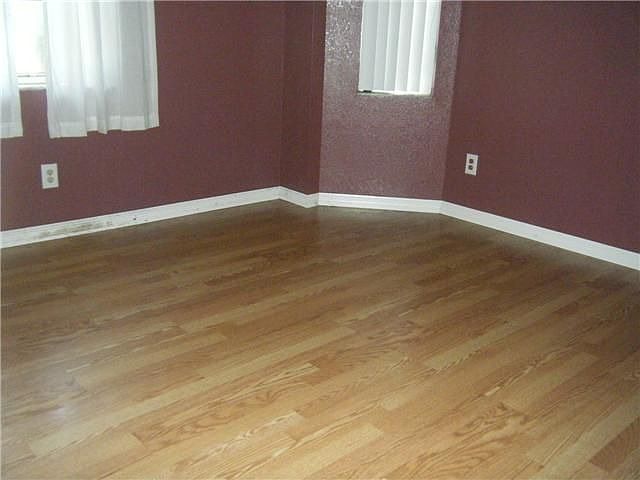 2nd image of 27106 Notre Dame Blvd